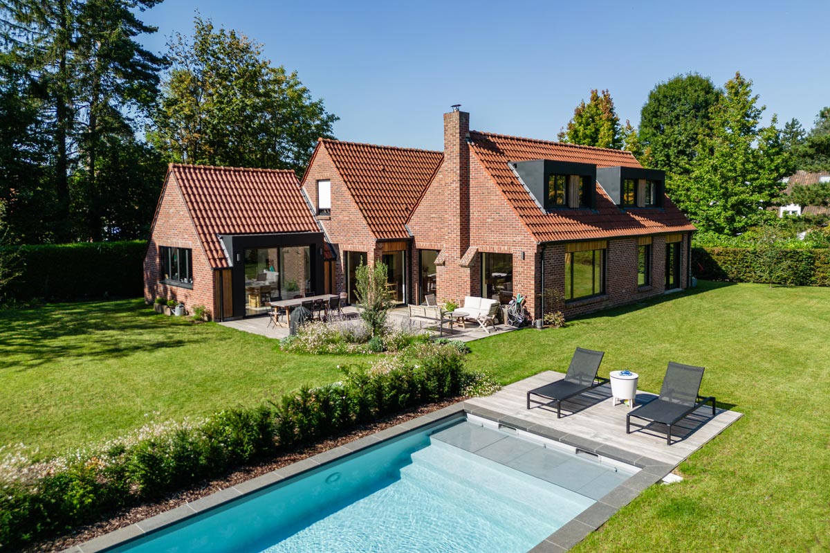 maison avec piscine extension bois